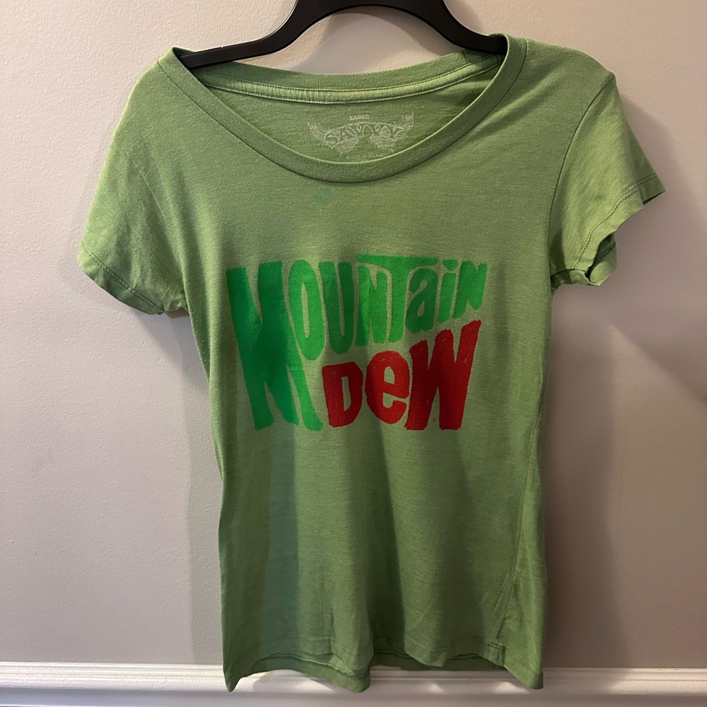 VINTAGE RETRO Moutain Dew Women’s Shirt